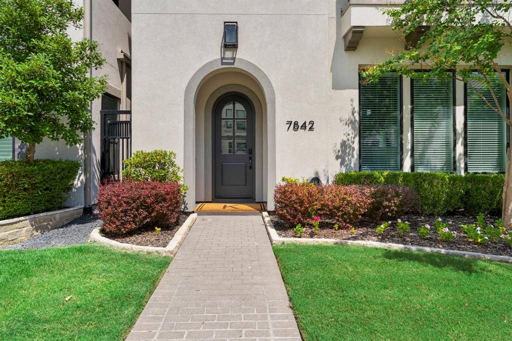 Plano, TX 75024,7842 Element Avenue