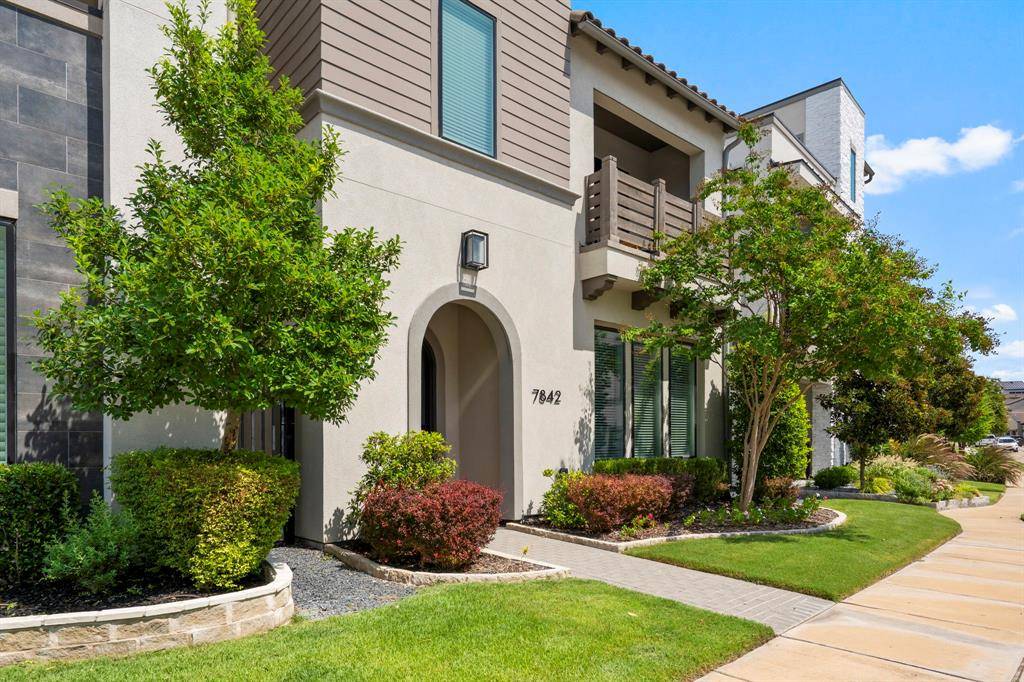Plano, TX 75024,7842 Element Avenue