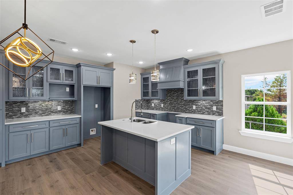 Granbury, TX 76048,913 Pease River Drive