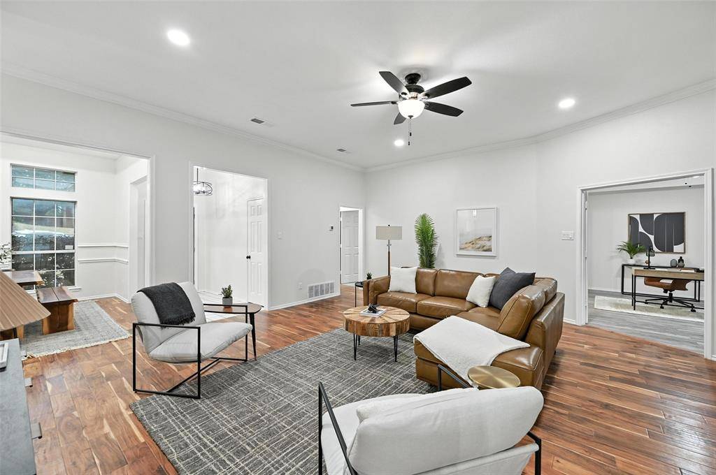 Fort Worth, TX 76179,8841 Hidden Hill Drive