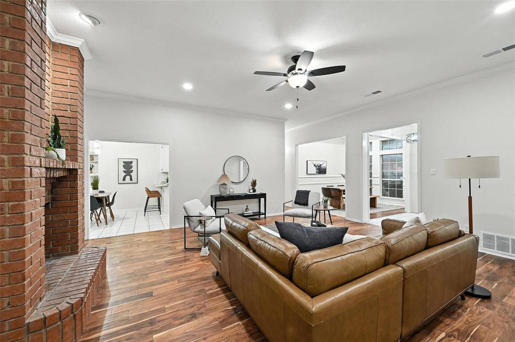 Fort Worth, TX 76179,8841 Hidden Hill Drive