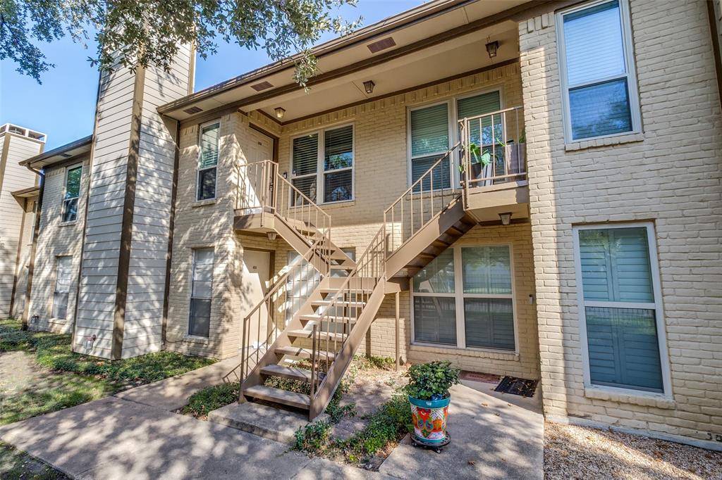 Dallas, TX 75230,10650 Steppington Drive #206