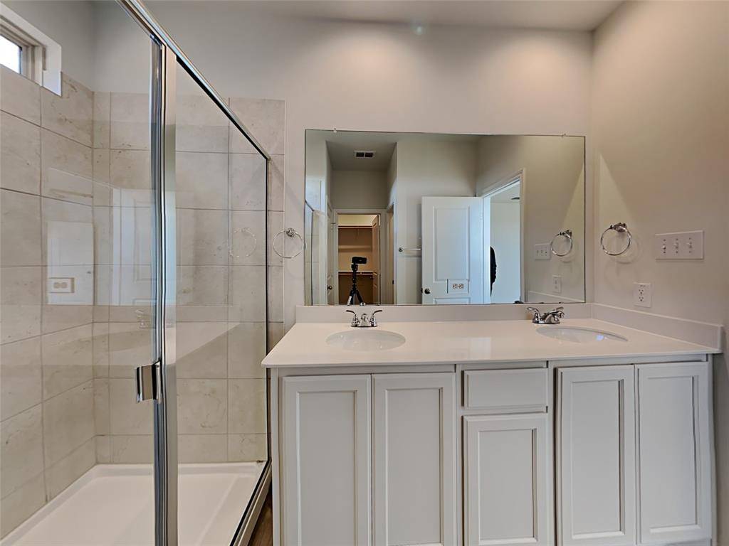 Forney, TX 75126,1629 Briar Hunt Drive