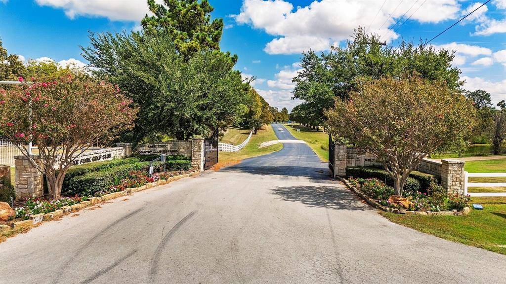 Emory, TX 75440,692 Private Road 5937