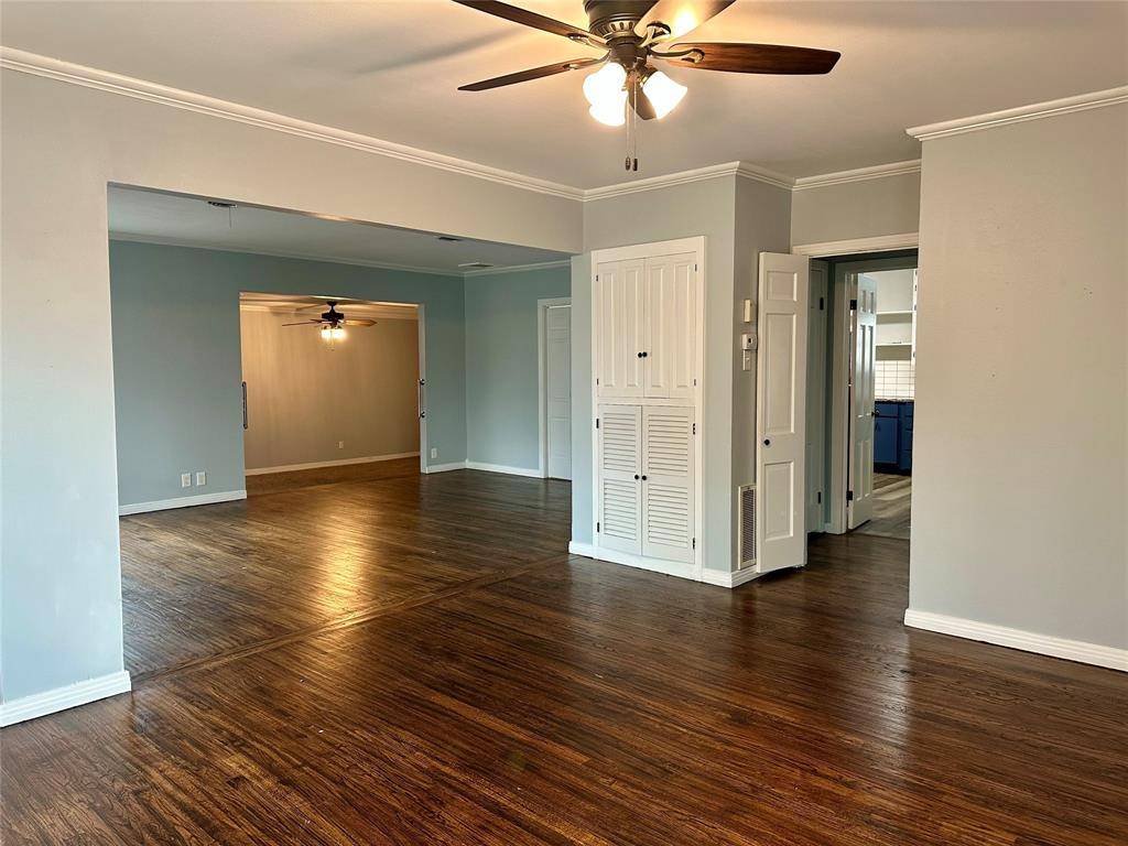 Hillsboro, TX 76645,211 Country Club Road