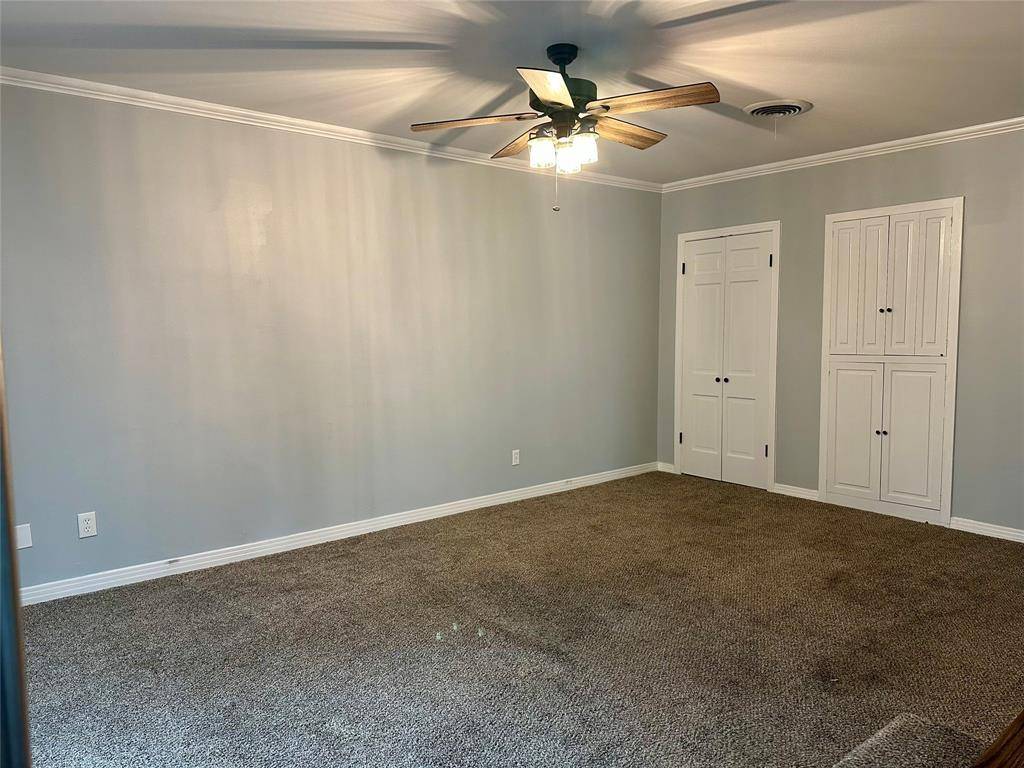 Hillsboro, TX 76645,211 Country Club Road