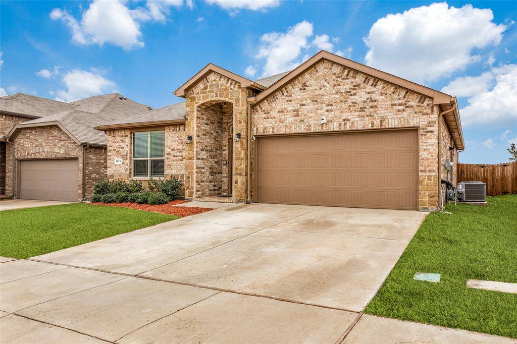 Weatherford, TX 76087,1225 Bosque Lane