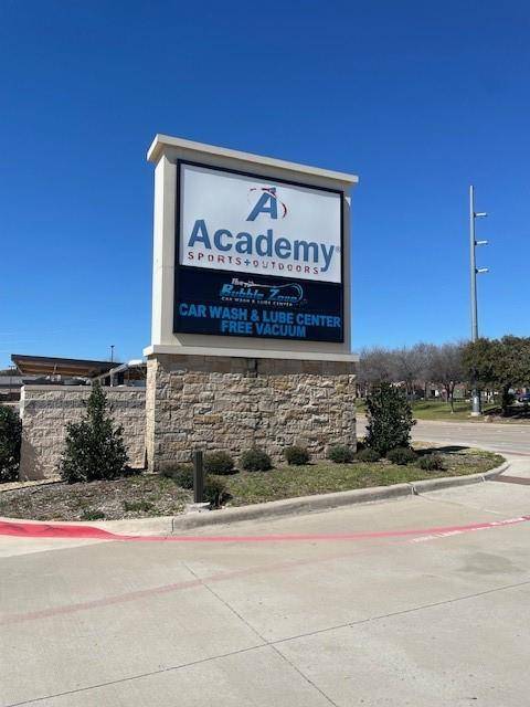 Garland, TX 75044,5423 Naaman Forest Boulevard