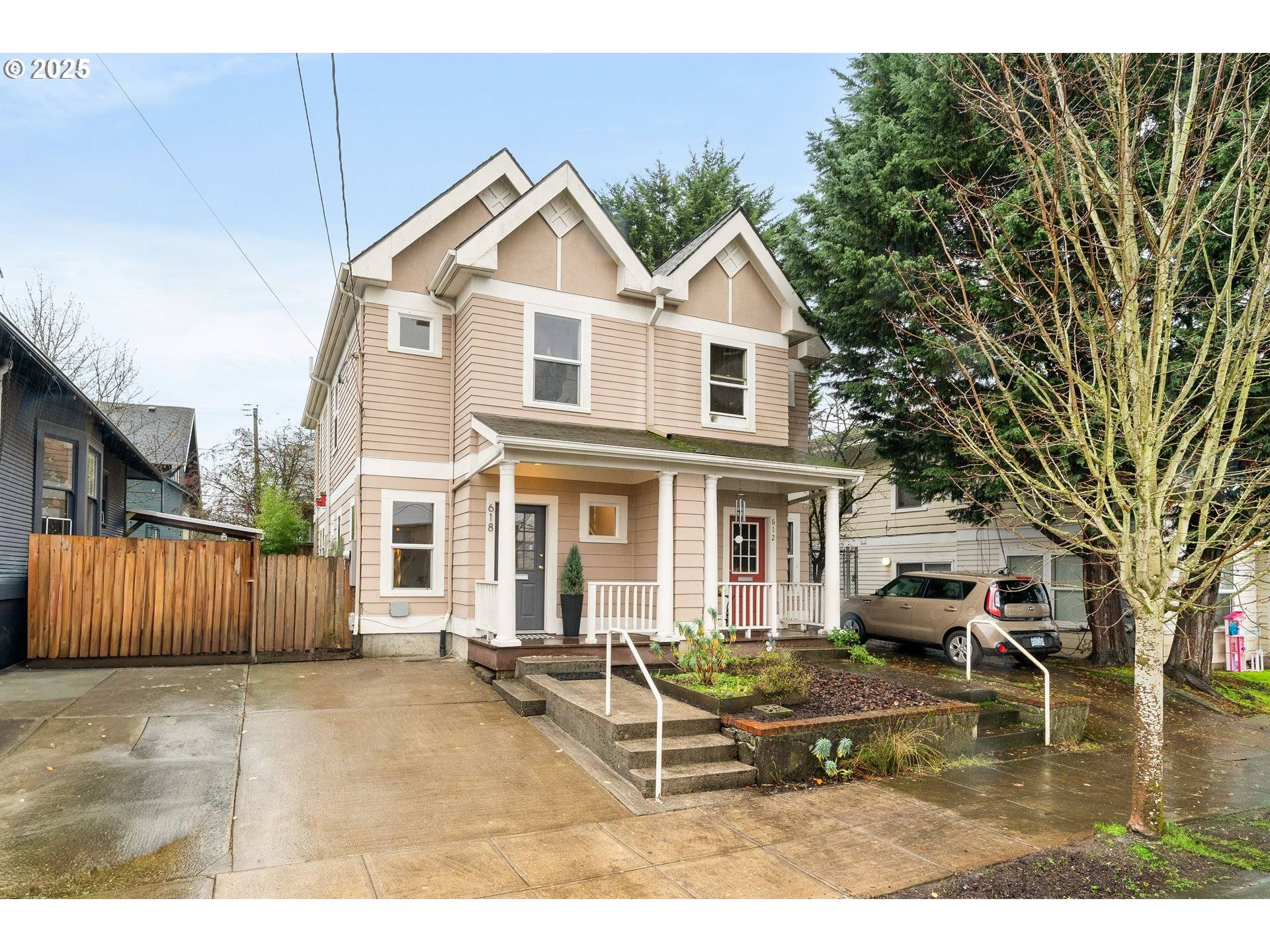 Portland, OR 97211,618 NE KILLINGSWORTH CT