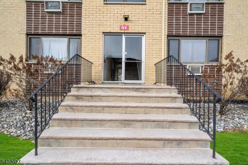 North Plainfield Boro, NJ 07060,401 US Highway22 #D