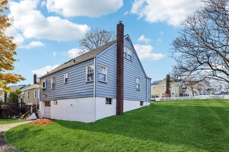 Belleville Twp., NJ 07109,190 Bell St