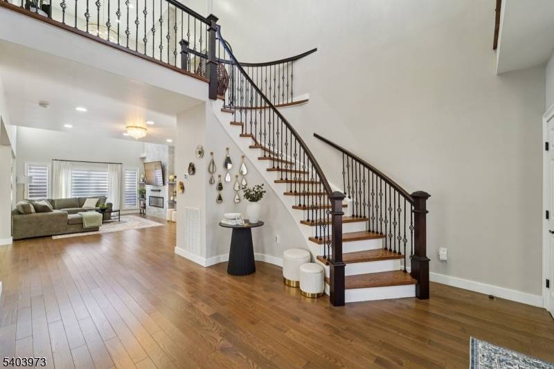 Wayne Twp., NJ 07470,24 Holmes Ln