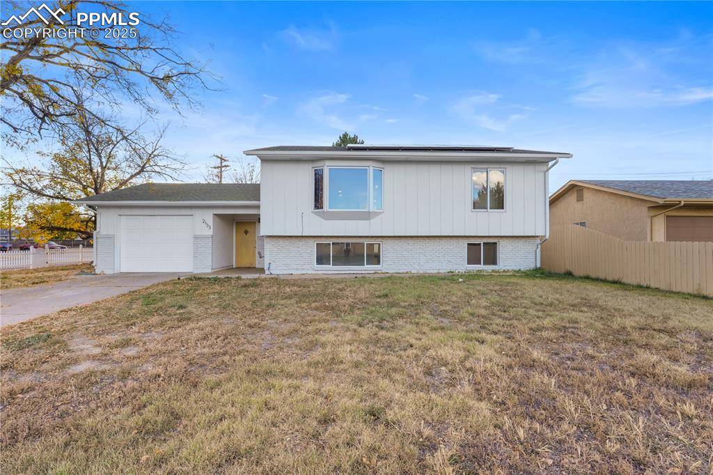 Pueblo, CO 81005,2133 Oakwood LN