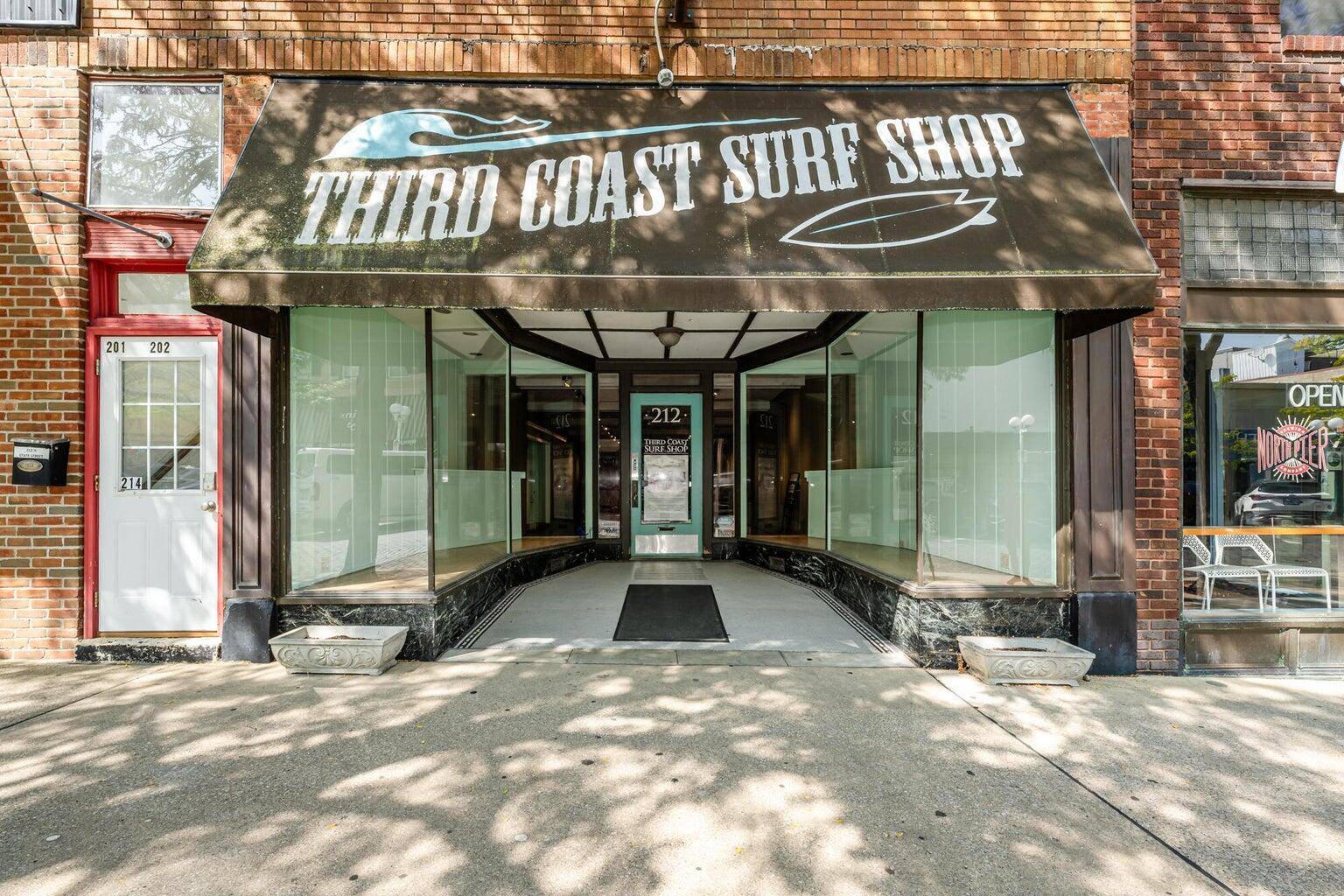 St. Joseph, MI 49085,212 State ST