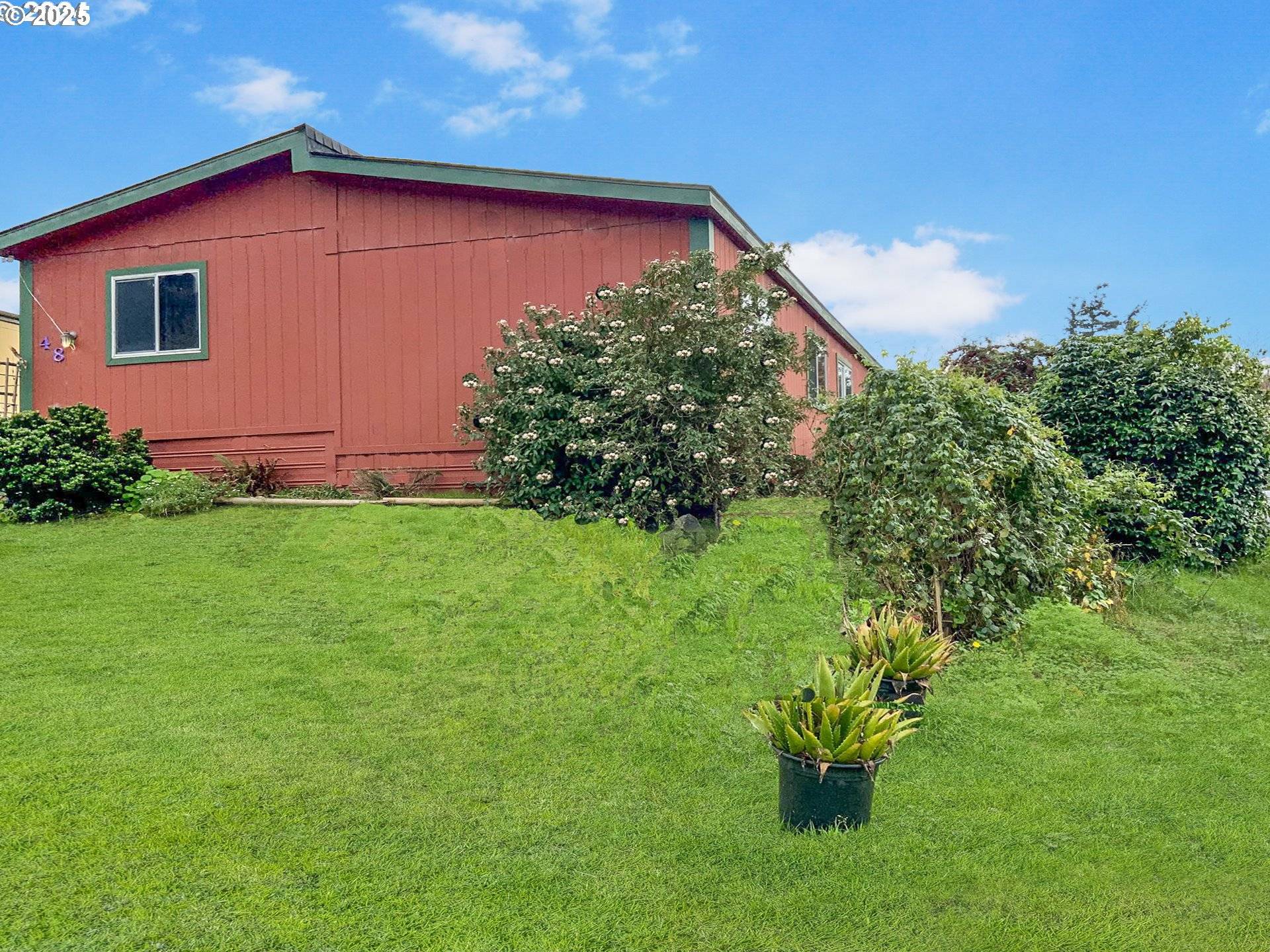 Brookings, OR 97415,16391 HIGHWAY 101 #48