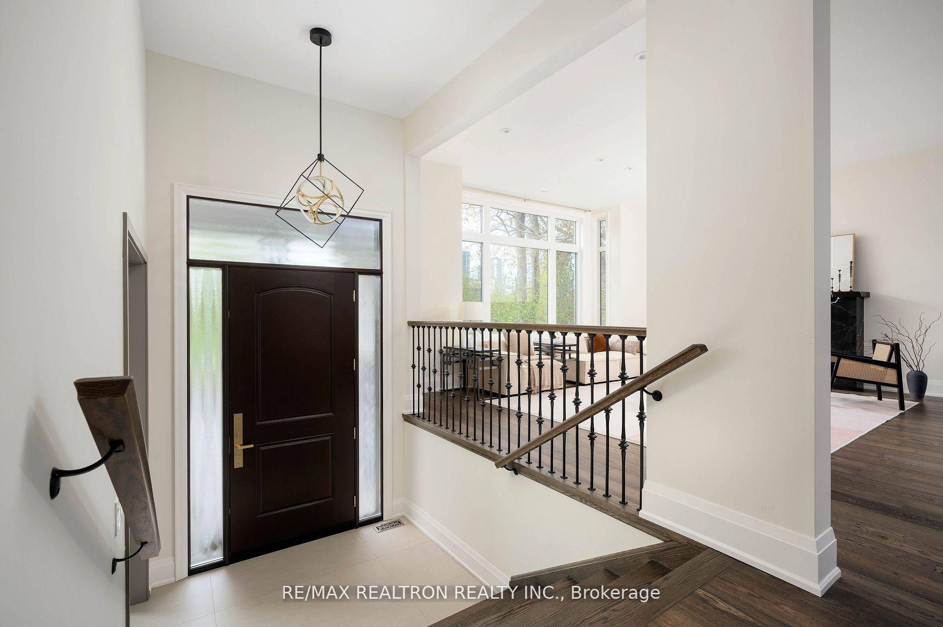 Toronto C14, ON M2N 3T6,146 Empress AVE