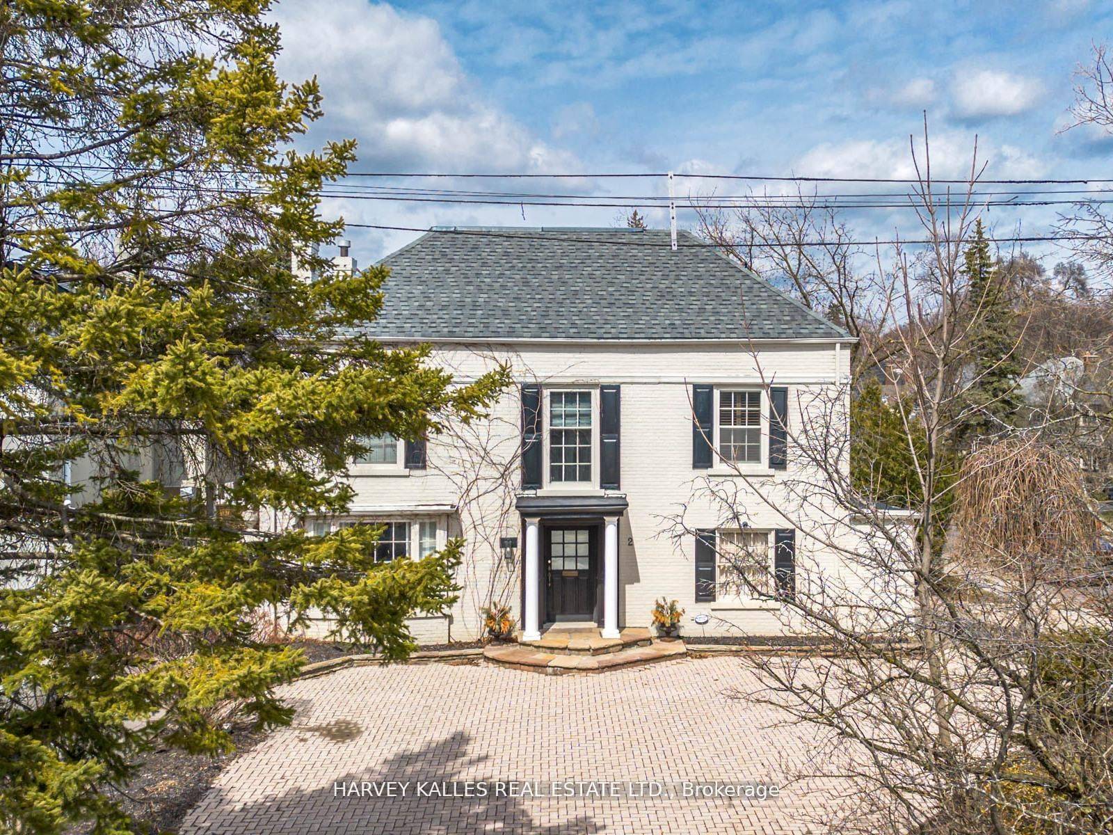 Toronto C03, ON M5P 1W4,2 Silverwood AVE