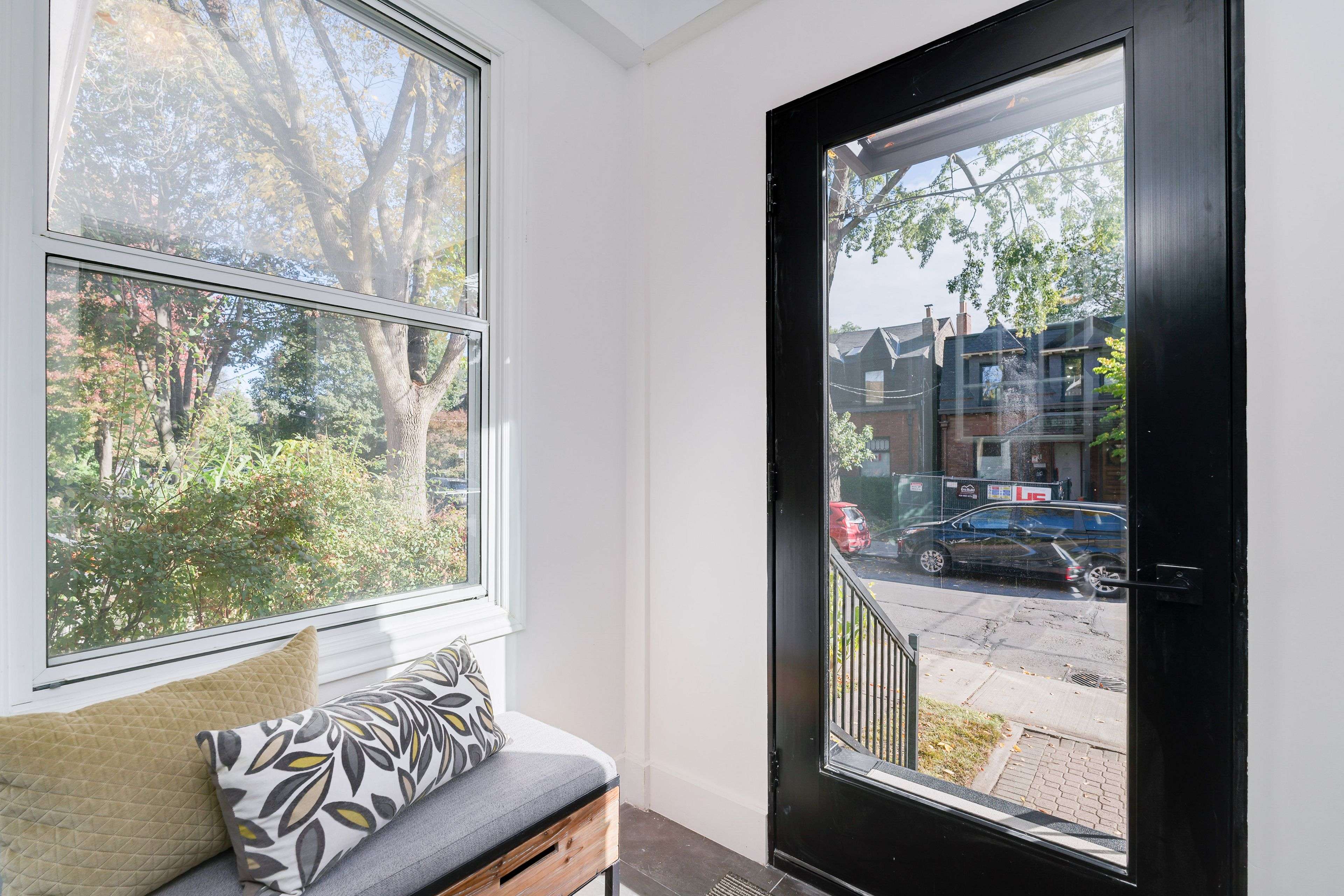 Toronto E01, ON M4K 1C3,4 Riverdale AVE #Upper