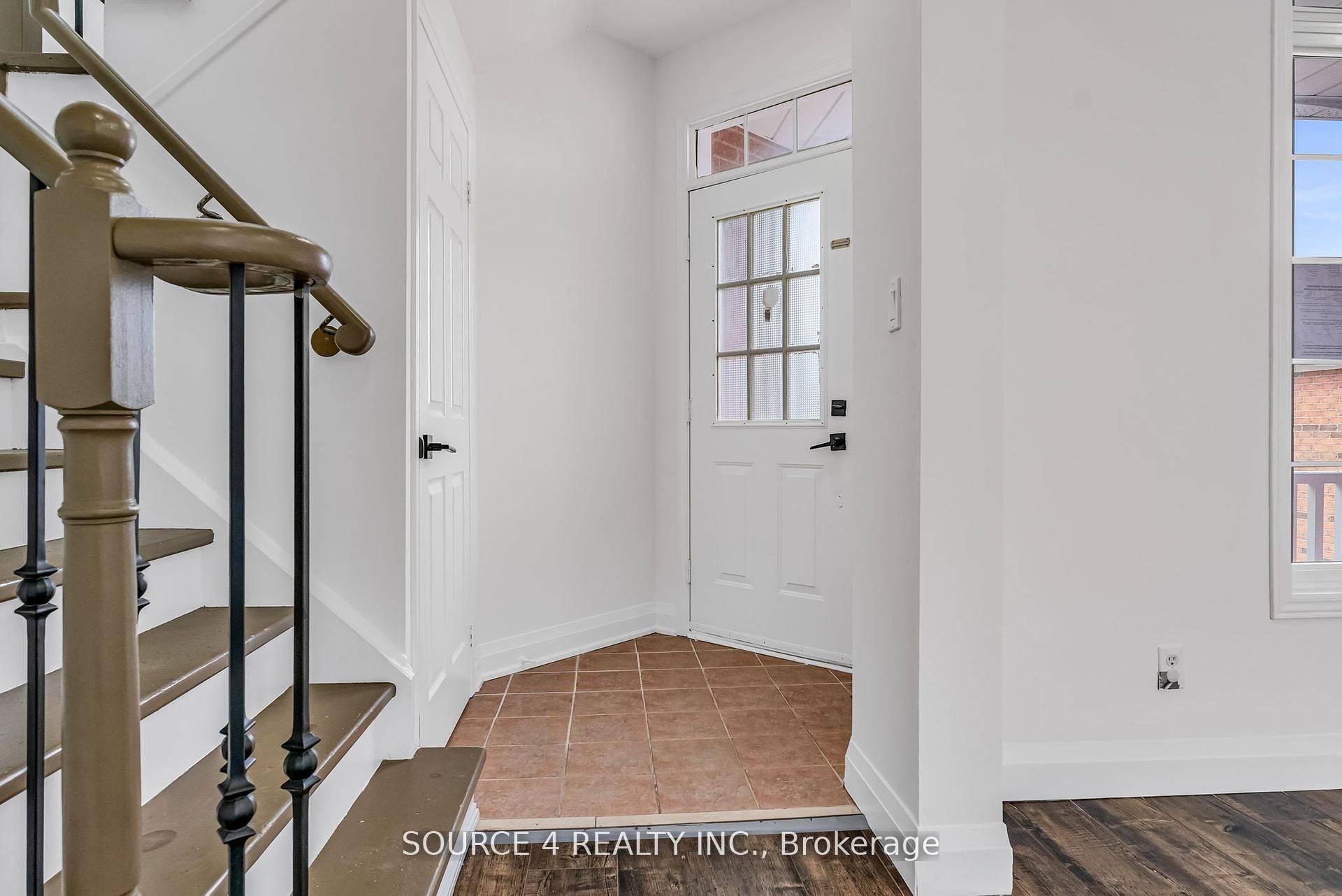 Oshawa, ON L1K 2L9,1030 Timberland CRES