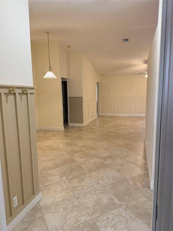 Weston, FL 33327,1954 Andromeda Ln