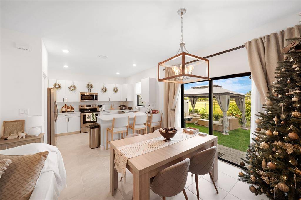 Miami, FL 33169,659 NW 204th St