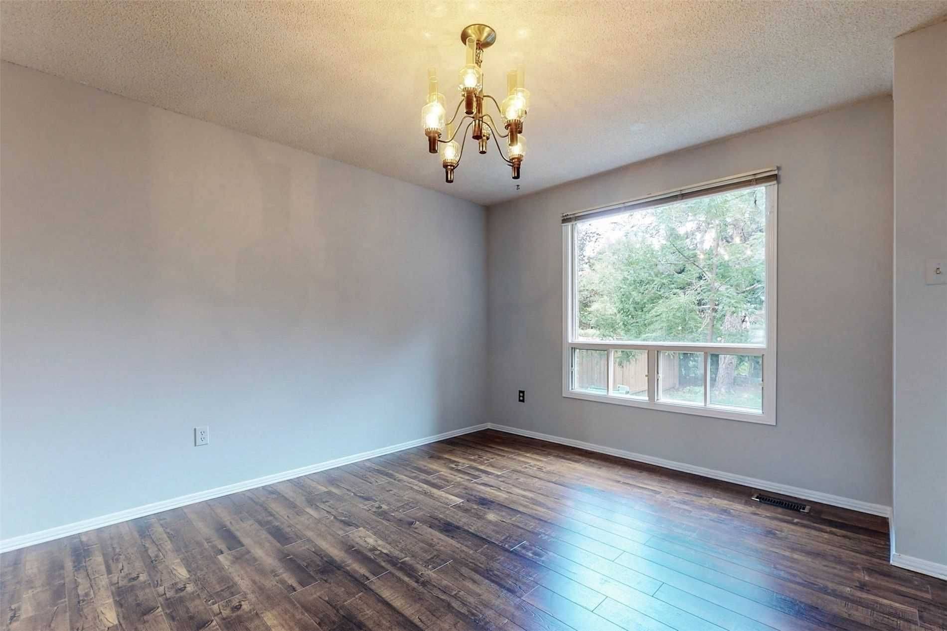 Markham, ON L3P 4C3,41 Meyer CIR