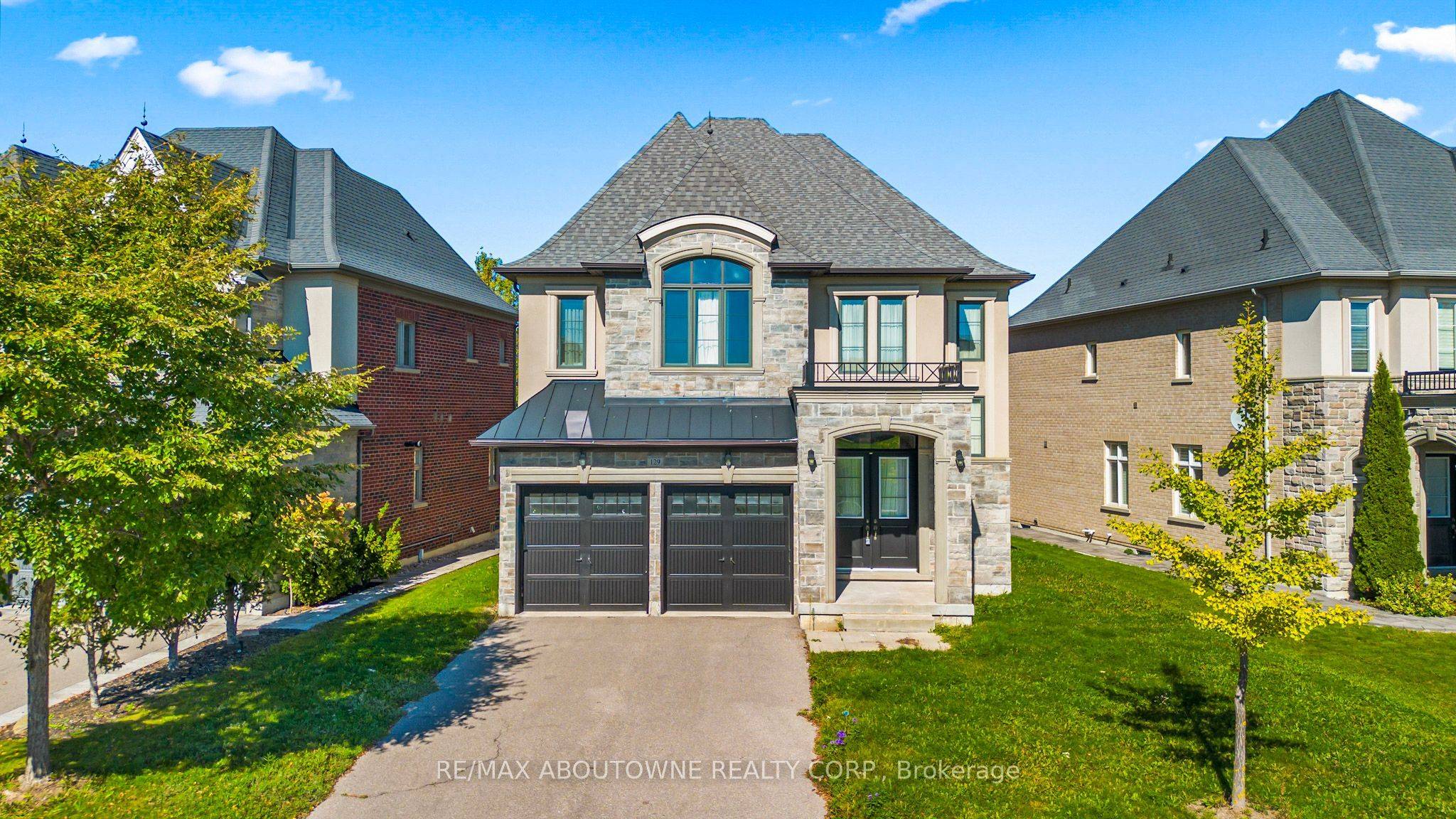 King, ON L7B 0M3,129 Robert Berry CRES