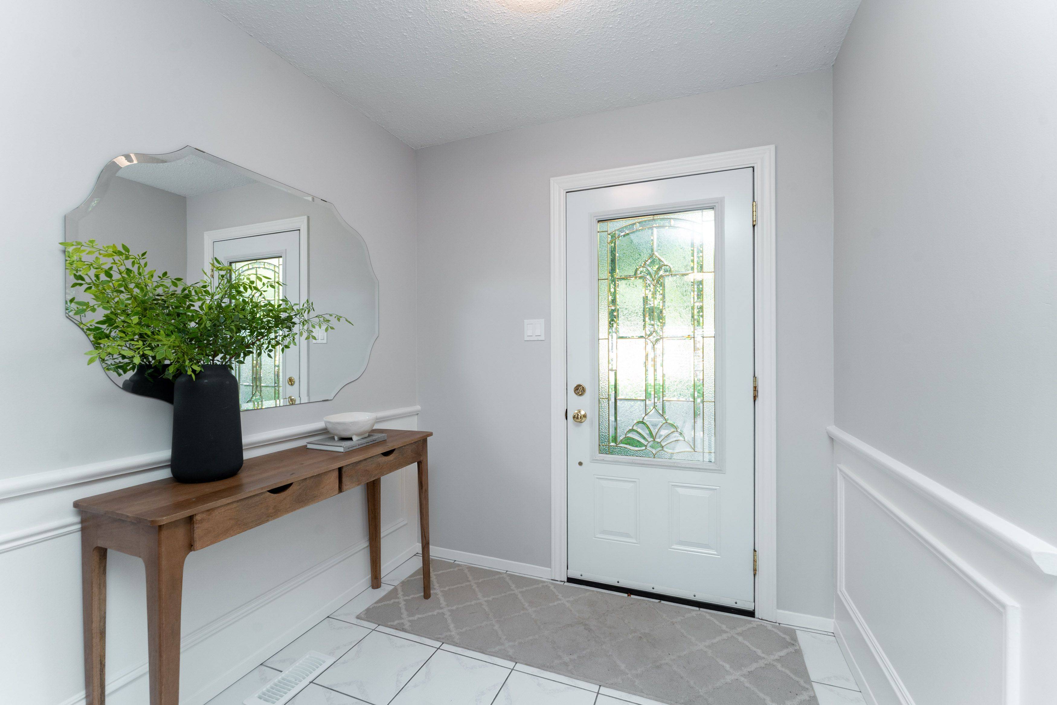 Burlington, ON L7P 2Z9,2252 Upper Middle RD #6