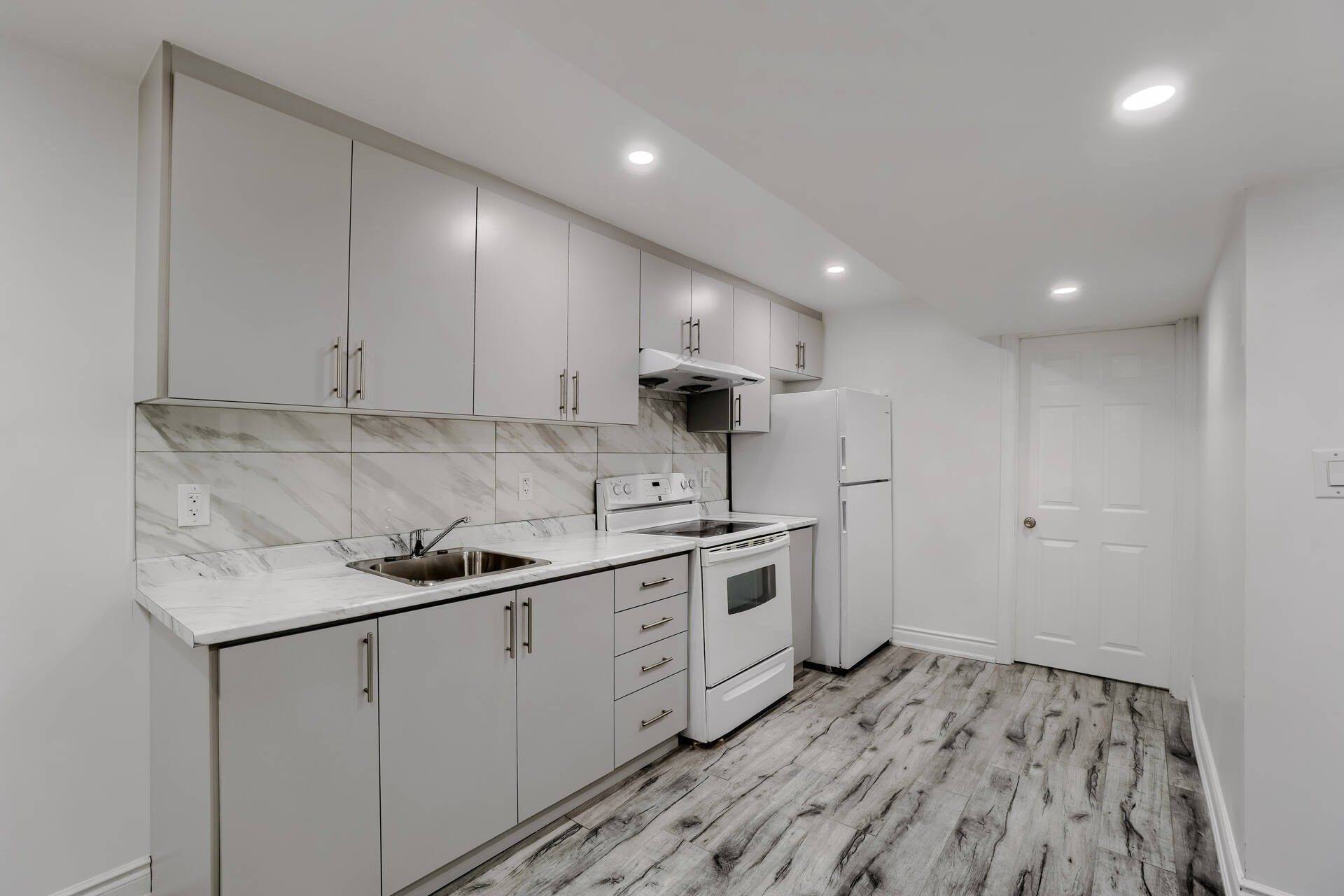 Brampton, ON L7A 4Z3,48 Fresnel RD