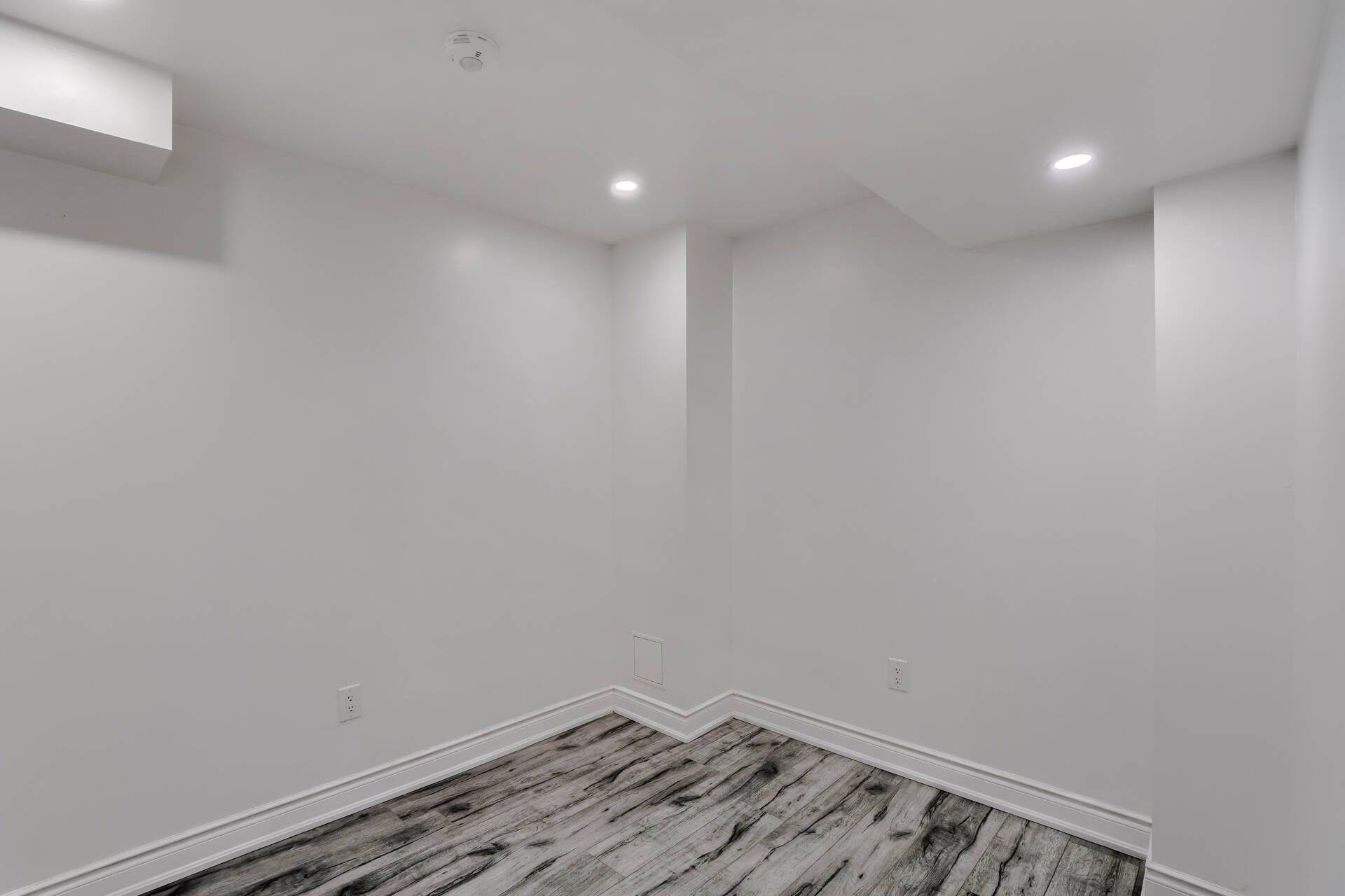 Brampton, ON L7A 4Z3,48 Fresnel RD