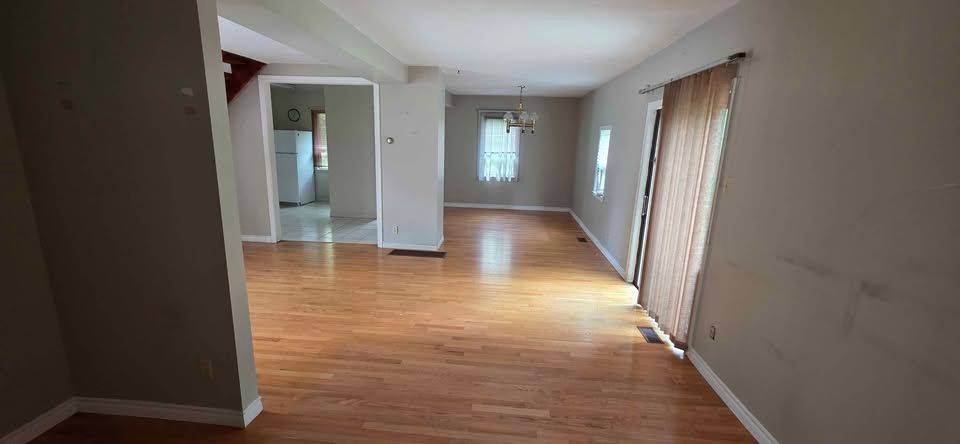 Toronto W06, ON M8W 3K8,9 Thirty Sixth ST