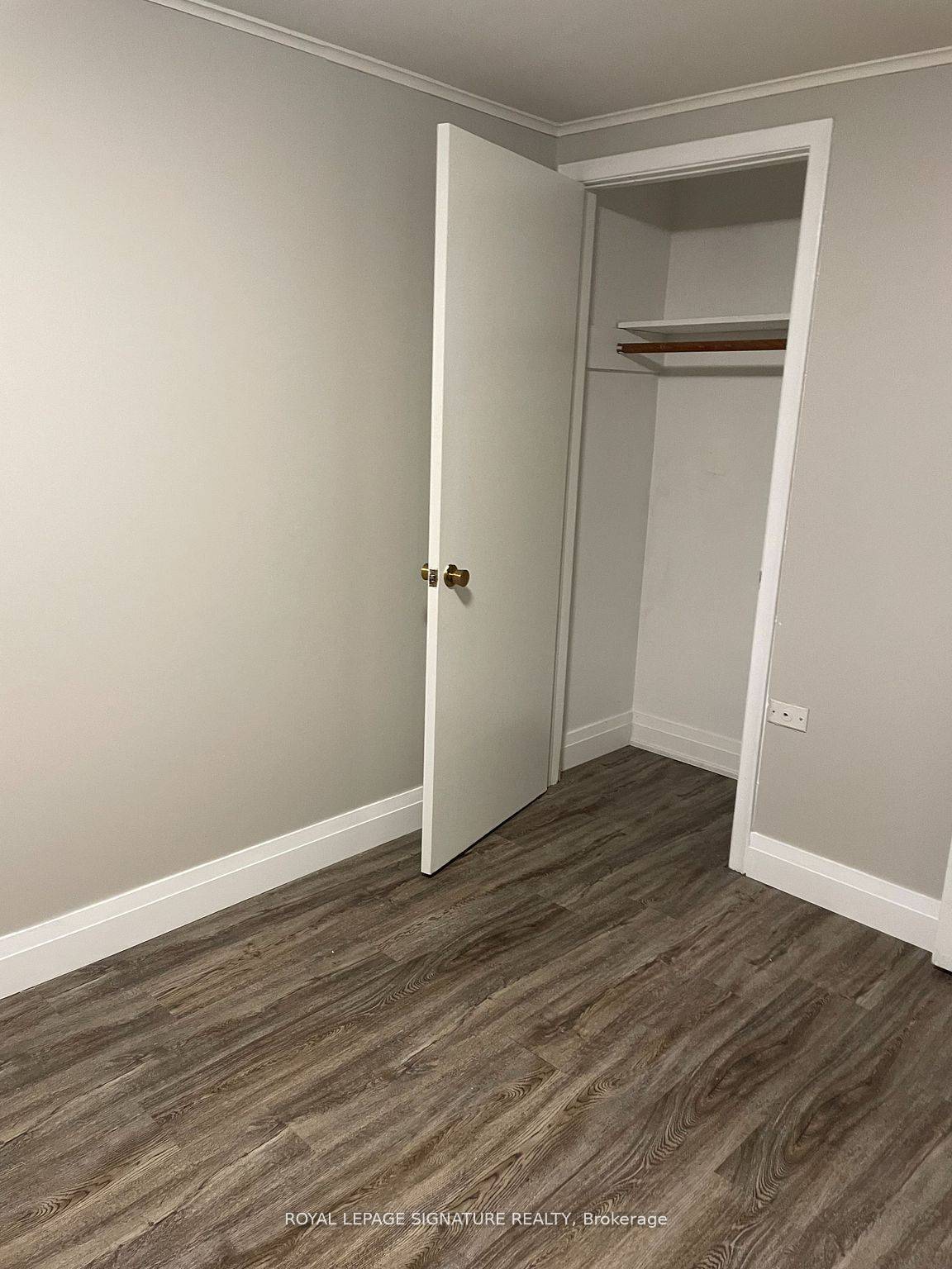 Mississauga, ON L5E 1Z1,1566 Northmount AVE #Lower