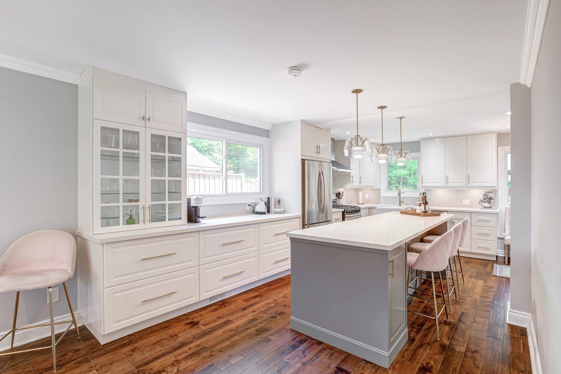 Burlington, ON L7P 2Z1,1807 Heather Hills DR