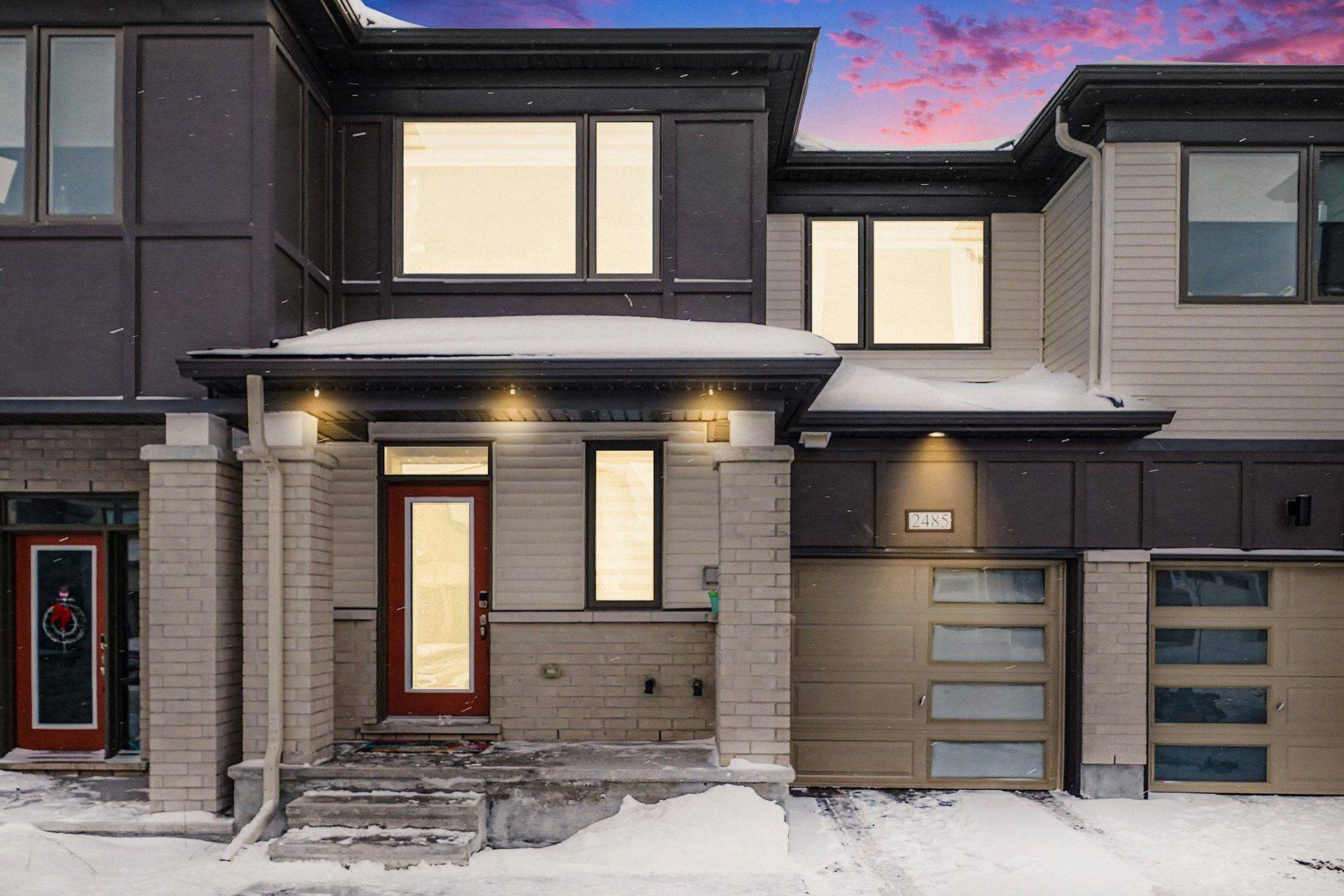 Barrhaven, ON K2J 7B1,2485 Watercolours WAY