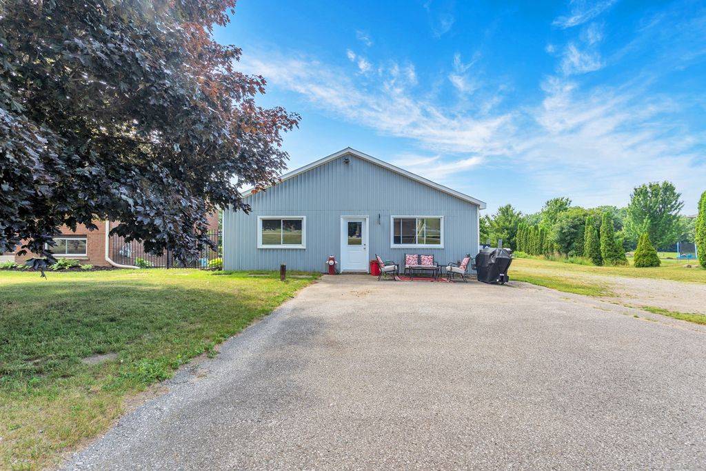 Norfolk, ON N4G 3C9,686 Goshen RD