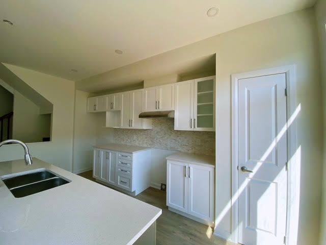 Barrhaven, ON K2J 6Z5,573 Lilith ST