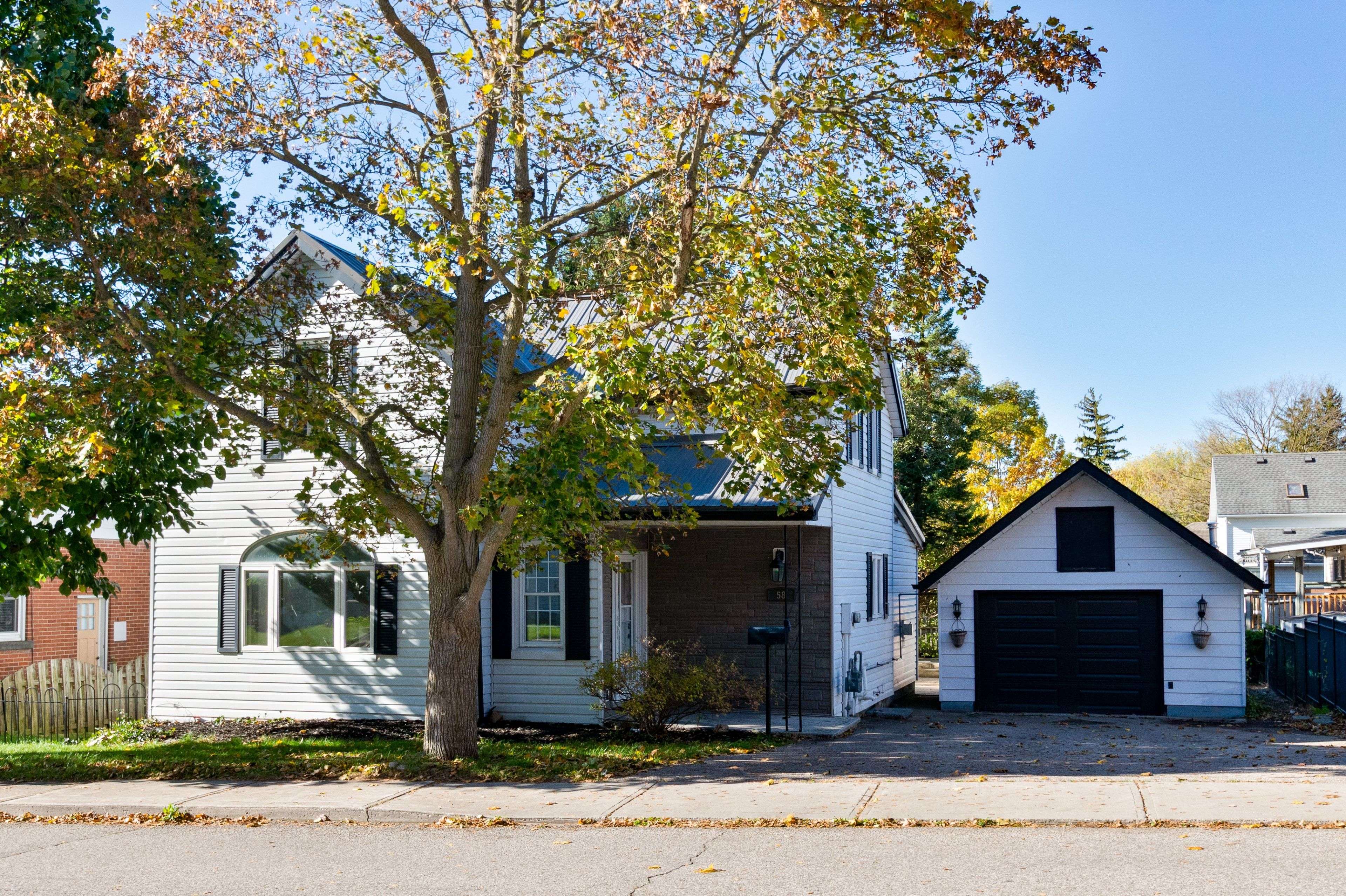 Woodstock, ON N4S 3V2,58 Norwich AVE