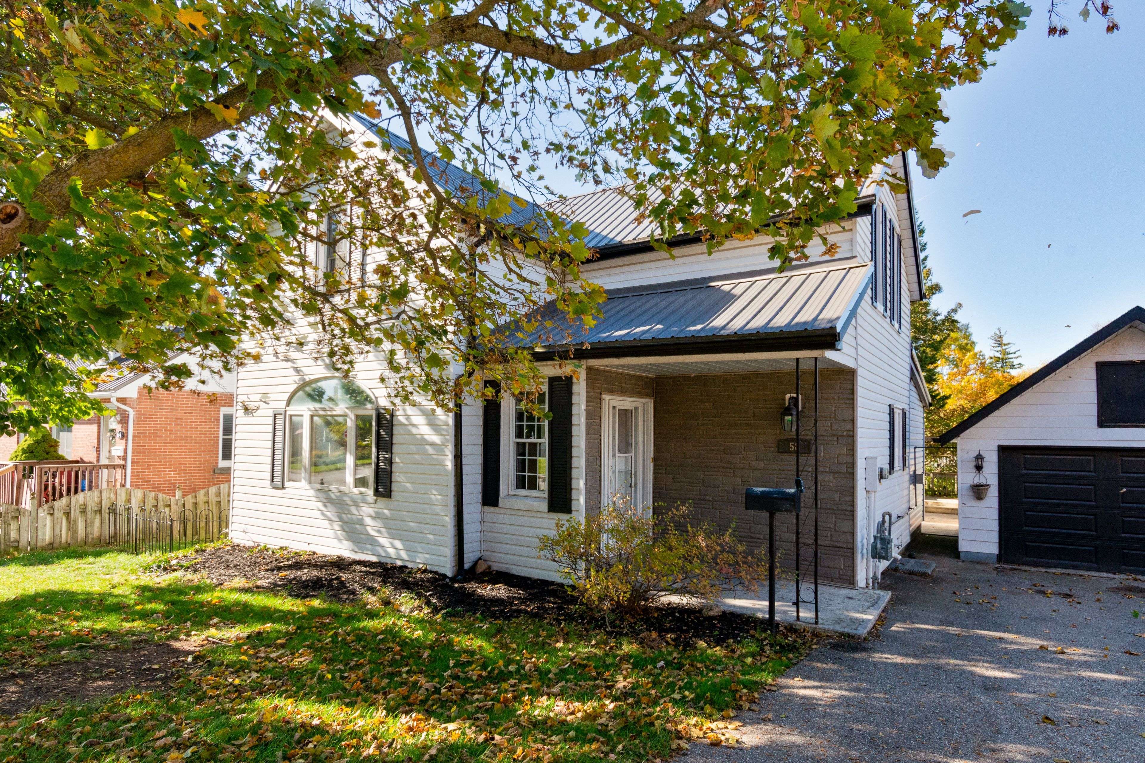 Woodstock, ON N4S 3V2,58 Norwich AVE