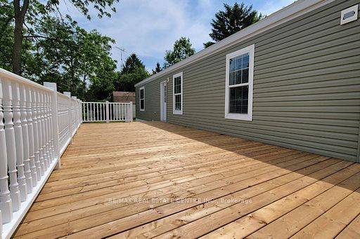 Hamilton, ON N0B 2J0,77 Park LN