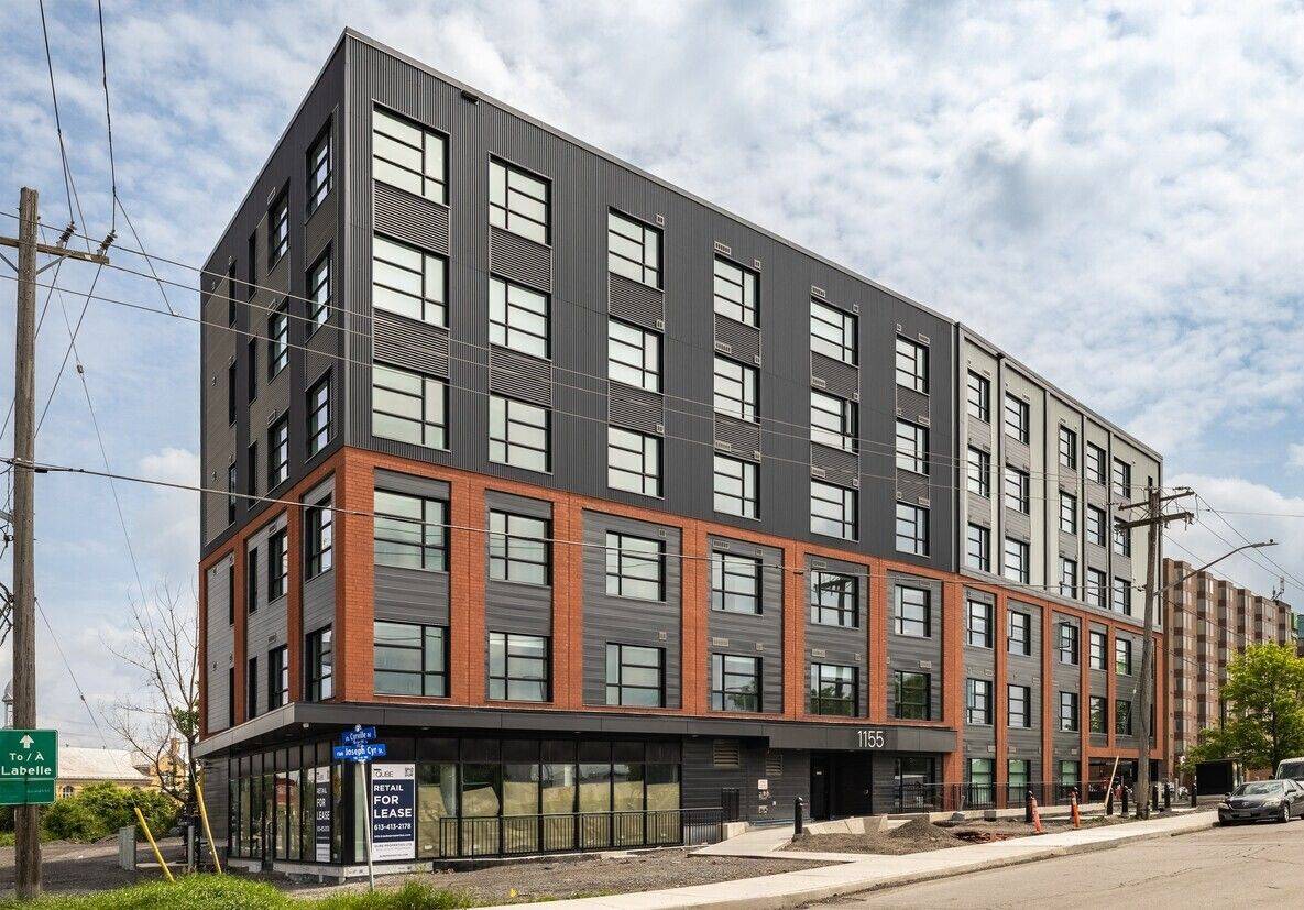 Cyrville - Carson Grove - Pineview, ON K1J 7T4,1155 Joseph Cyr ST