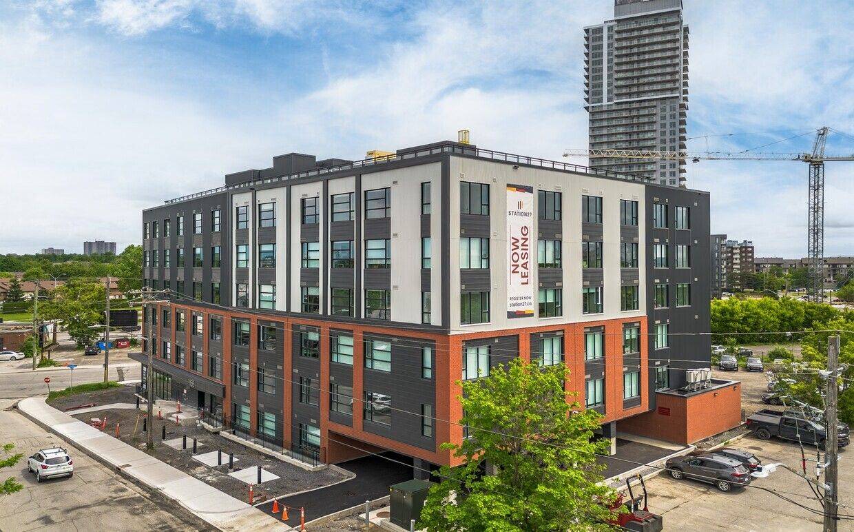 Cyrville - Carson Grove - Pineview, ON K1J 7T4,1155 Joseph Cyr ST