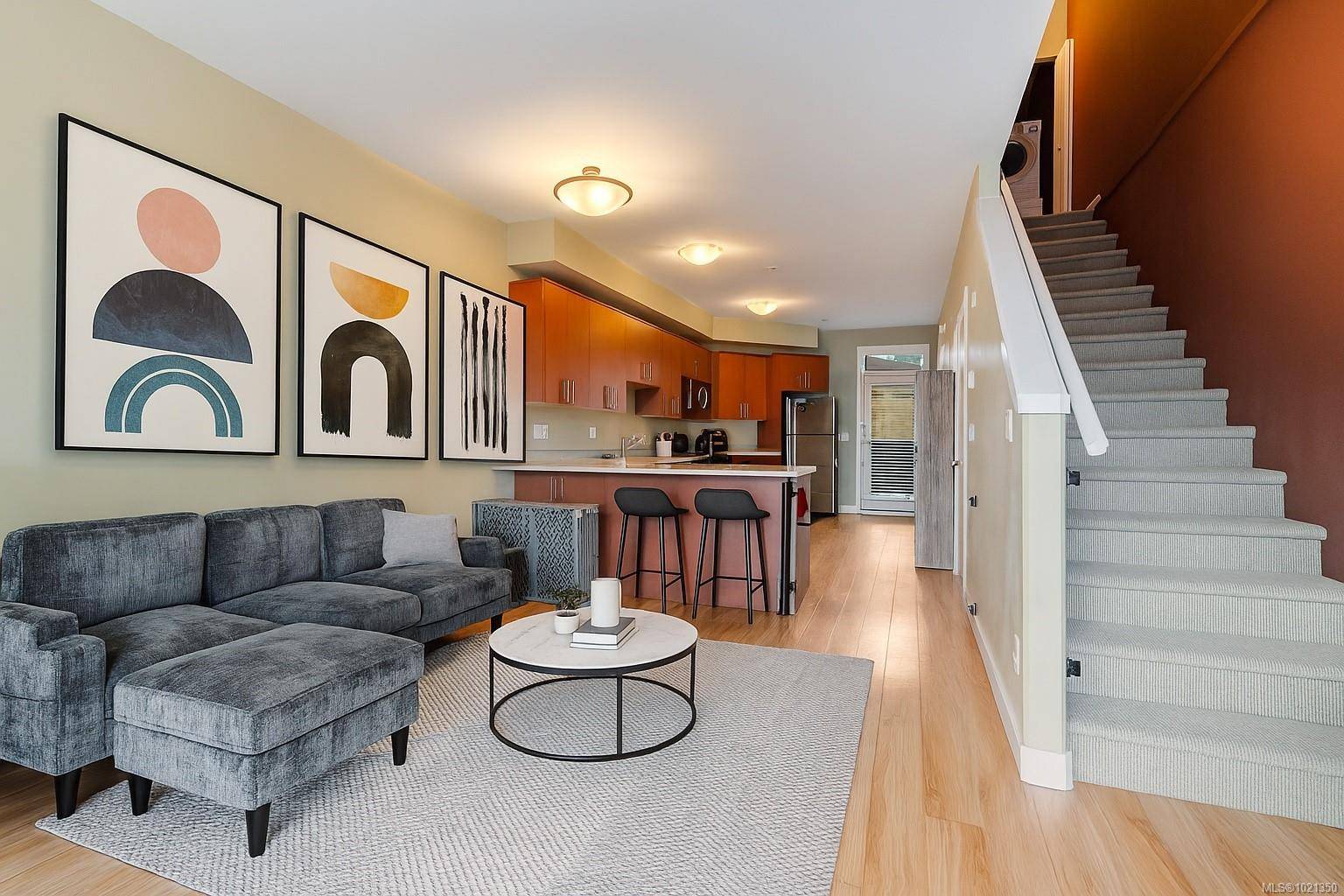 Nanaimo, BC V9T 2Z2,5170 Dunster Rd #204