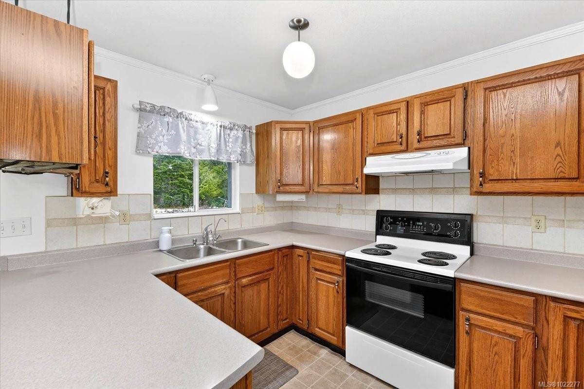 Port Alberni, BC V9Y 8T9,6850 Debeaux Rd