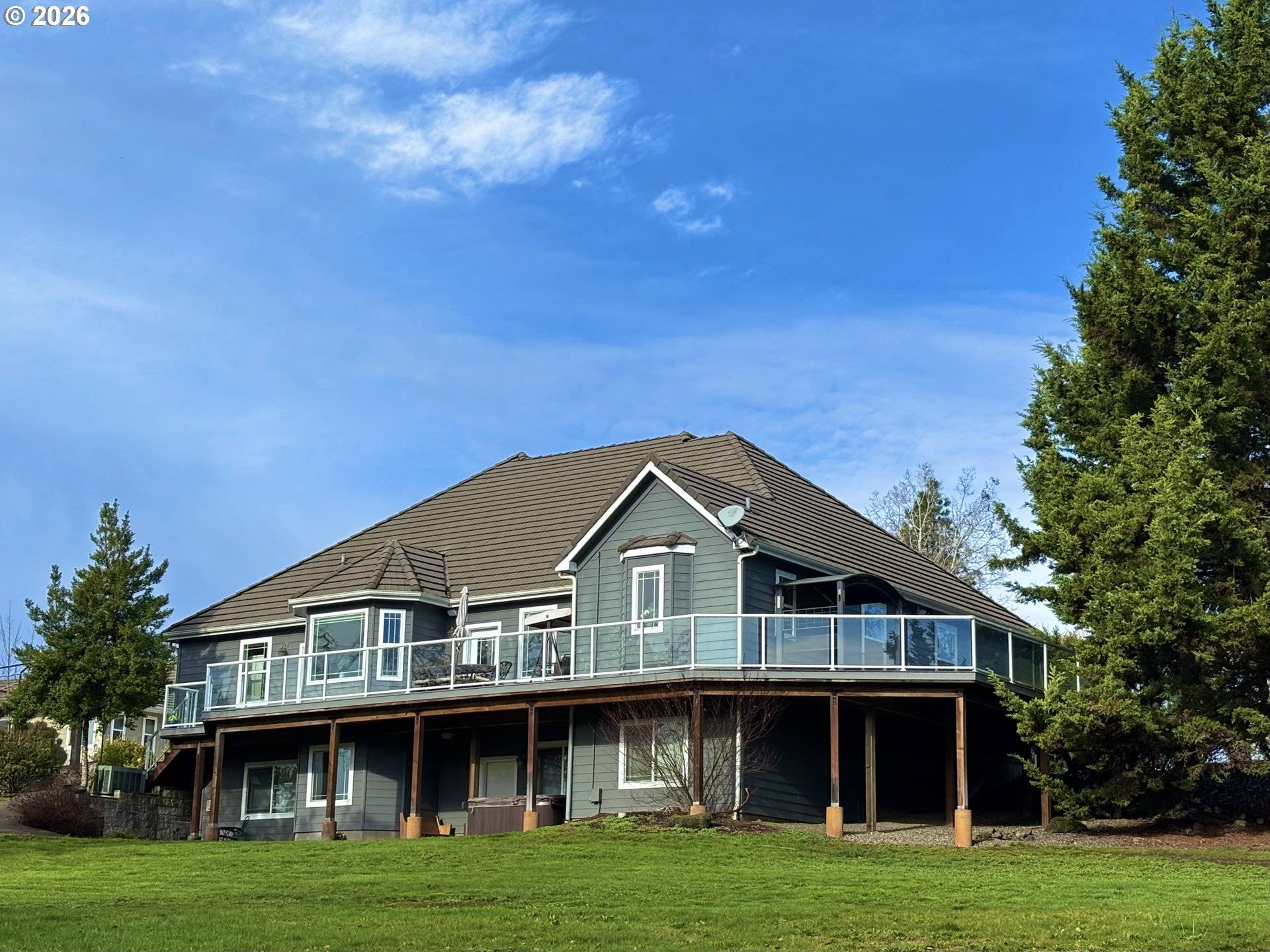 Roseburg, OR 97471,295 FAIRWAY VILLAGE LN