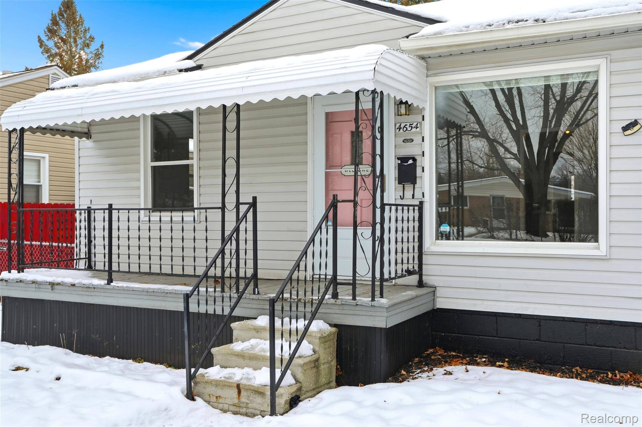 Wayne, MI 48184,4654 Gloria ST