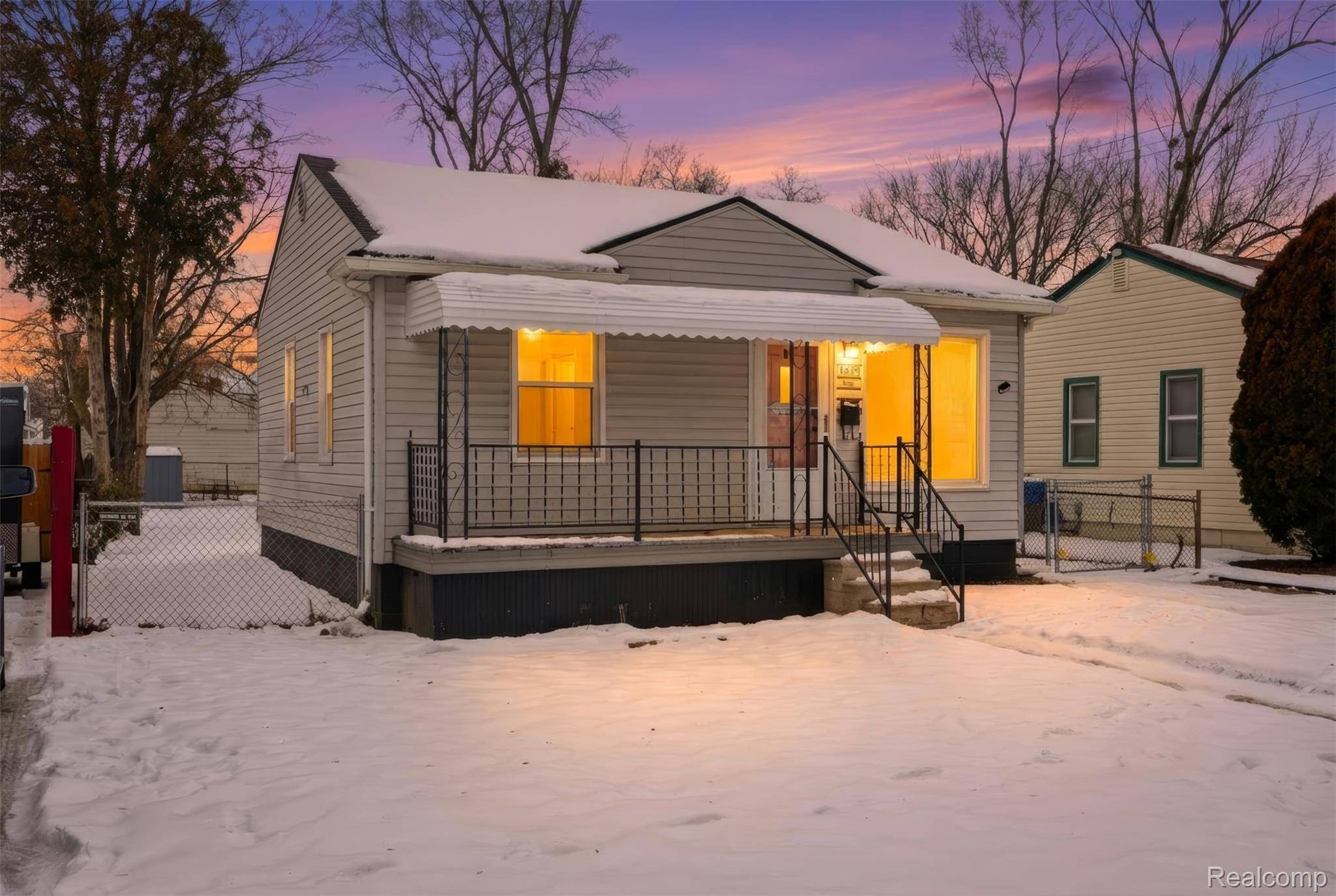 Wayne, MI 48184,4654 Gloria ST