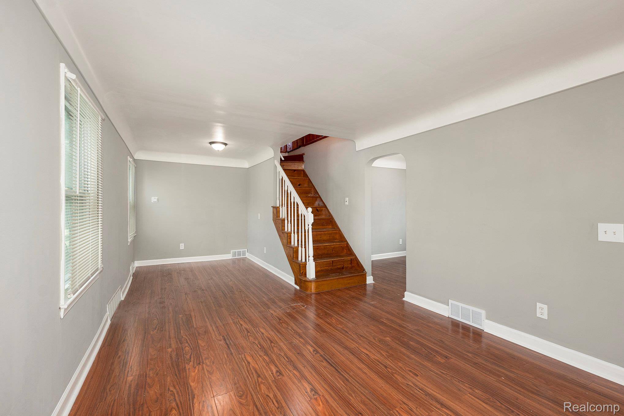 Eastpointe, MI 48021,17124 Toepfer DR