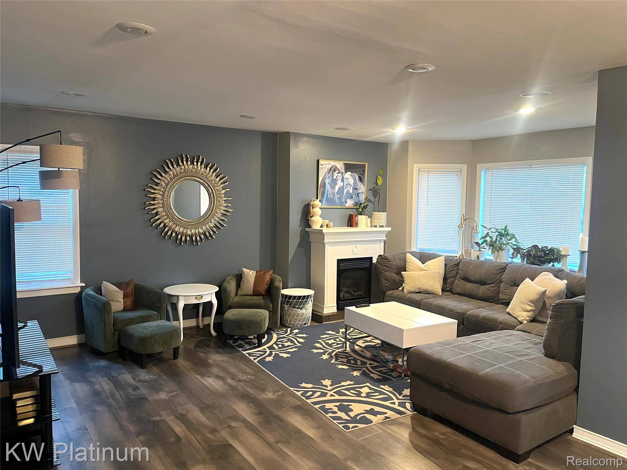 Hazel Park, MI 48030,1458 E Hayes AVE