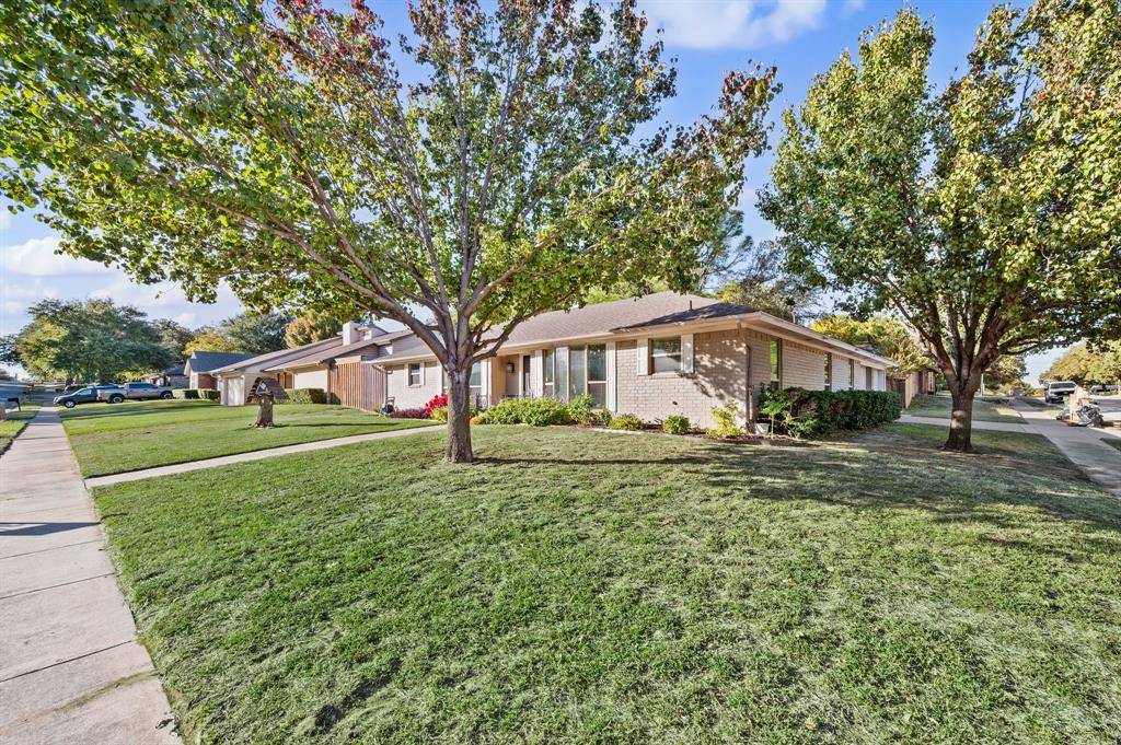 Bedford, TX 76021,1723 Post Oak Drive