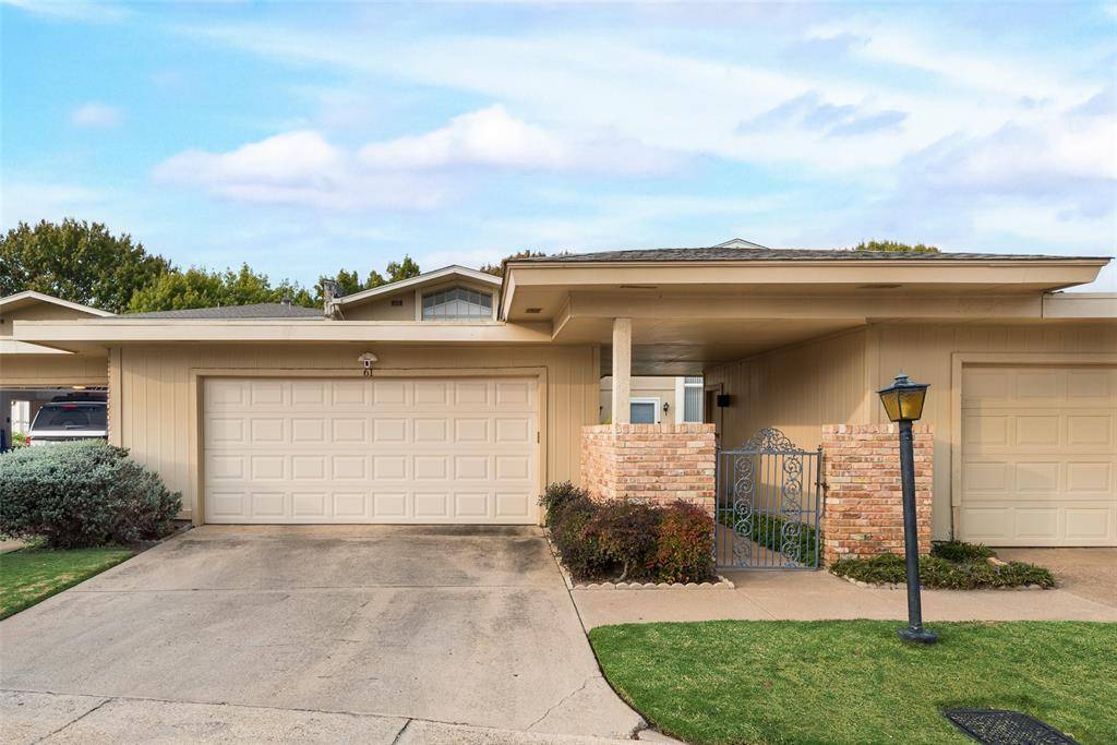 Benbrook, TX 76126,61 One Main Place